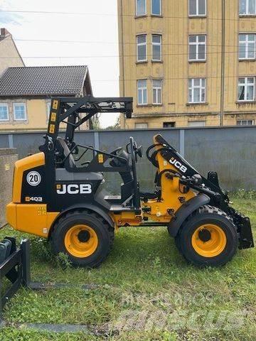 JCB 403 Колесни товарачи