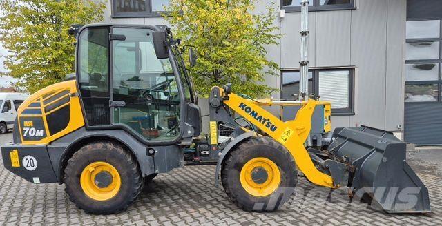 Komatsu WA 70 M-8 Колесни товарачи