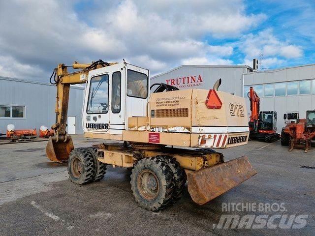 Liebherr A912 Колесни екскаватори