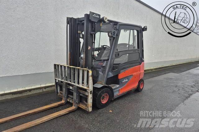 Linde E25/600 HL Електрически вилични кари-повдигачи