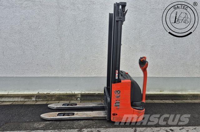 Linde L12 Машини за комисиониране високоповдигачи