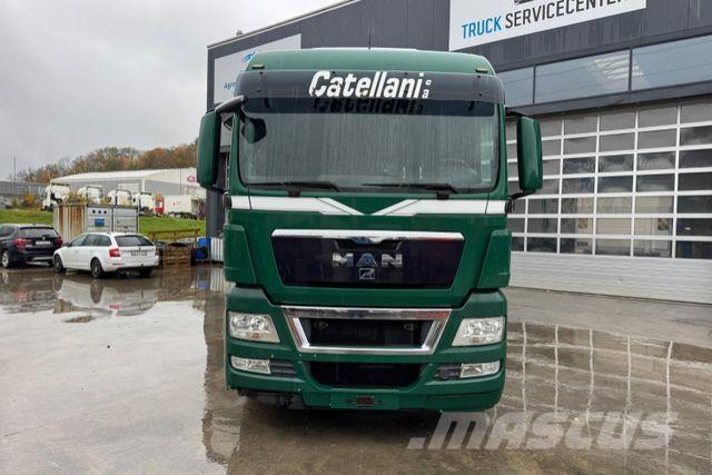 MAN TGX 26.480 6x2 Брезентови камиони

