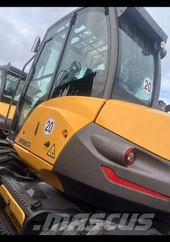 Mecalac 11 MWR Колесни екскаватори