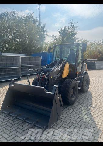 Mecalac AS 750 Колесни товарачи