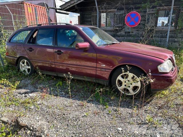Mercedes-Benz 200 Коли