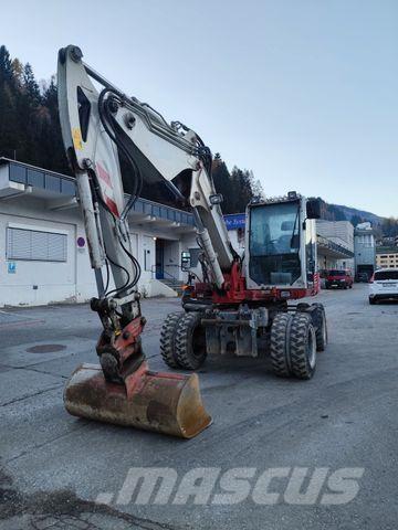 Takeuchi TB295W Колесни екскаватори