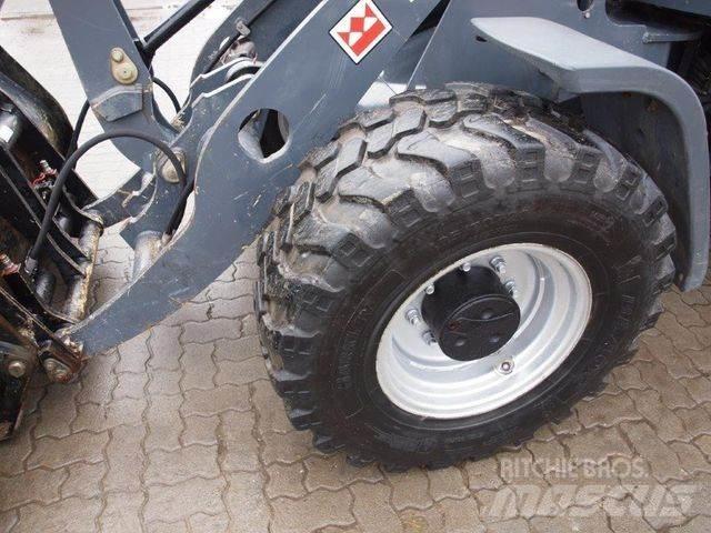 Terex TL100 Колесни товарачи