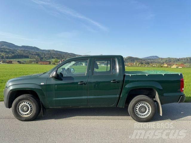 Volkswagen Amarok Пикапи