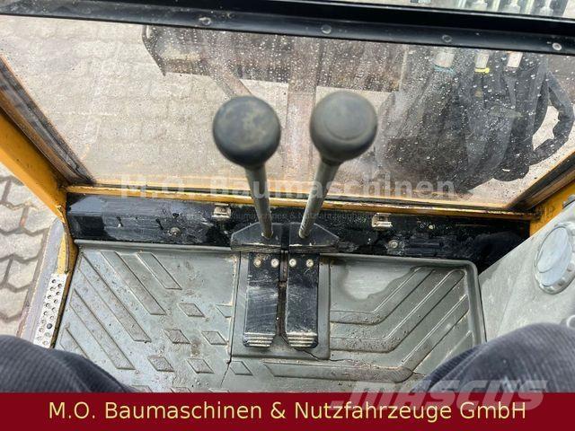 Volvo ECR 28 / 2,8 t Мини екскаватори < 7 т