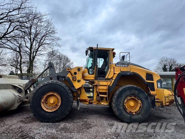 Volvo L 180 H Колесни товарачи