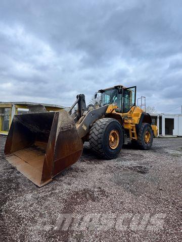 Volvo L 180 H Колесни товарачи