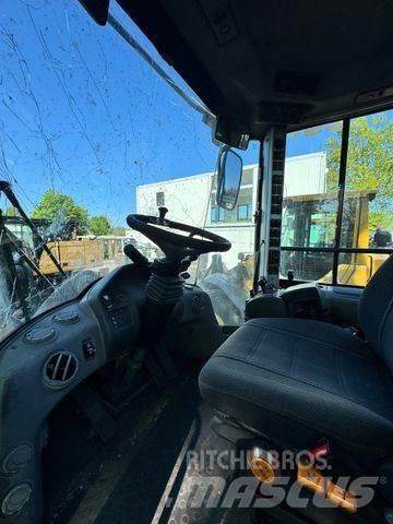 Volvo L 90 F Колесни товарачи
