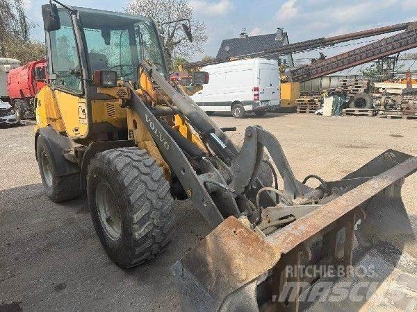 Volvo L25b Колесни товарачи