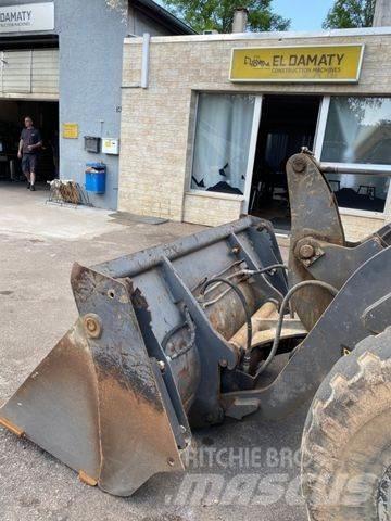 Volvo L30 Колесни товарачи