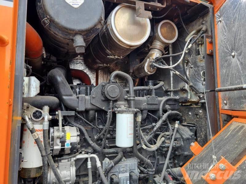 Doosan DL300 Колесни товарачи