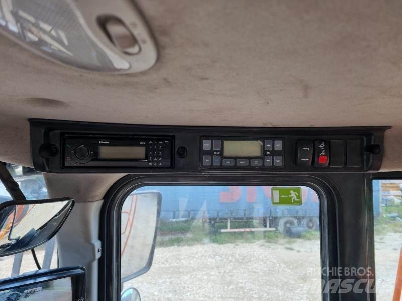 Doosan DL300 Колесни товарачи