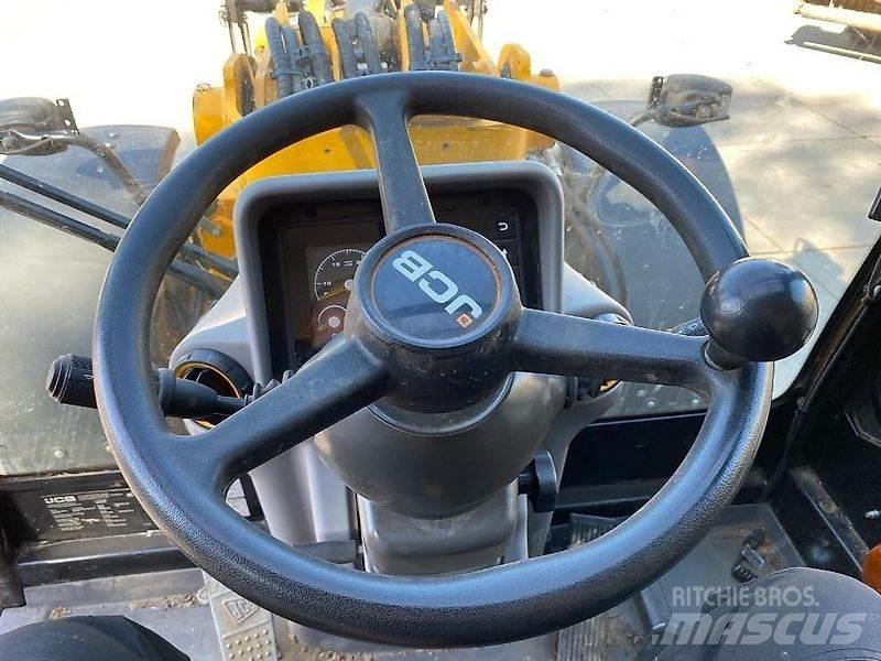 JCB TM 420 Телескопични товарачи