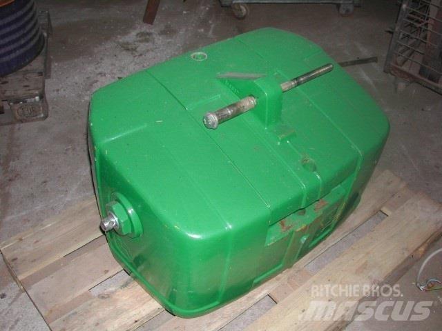 John Deere  Други аксесоари за трактори