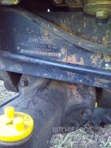 John Deere 3038E Строителство - Други