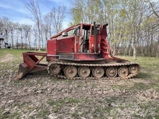 KMC 210-CA Skidder Строителство - Други