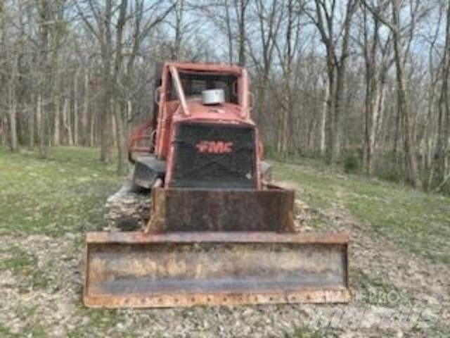KMC 210-CA Skidder Строителство - Други