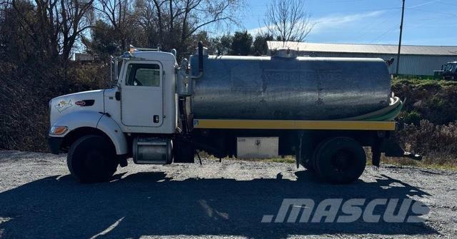 Peterbilt 335 Други