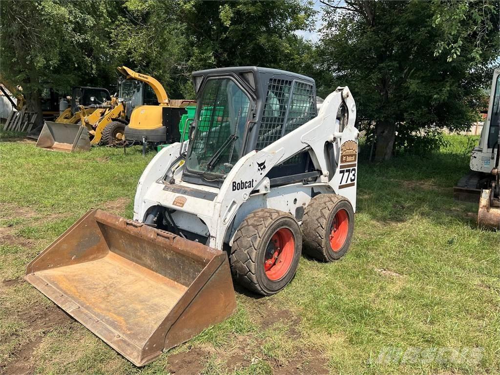 Bobcat 773 Мини товарачи
