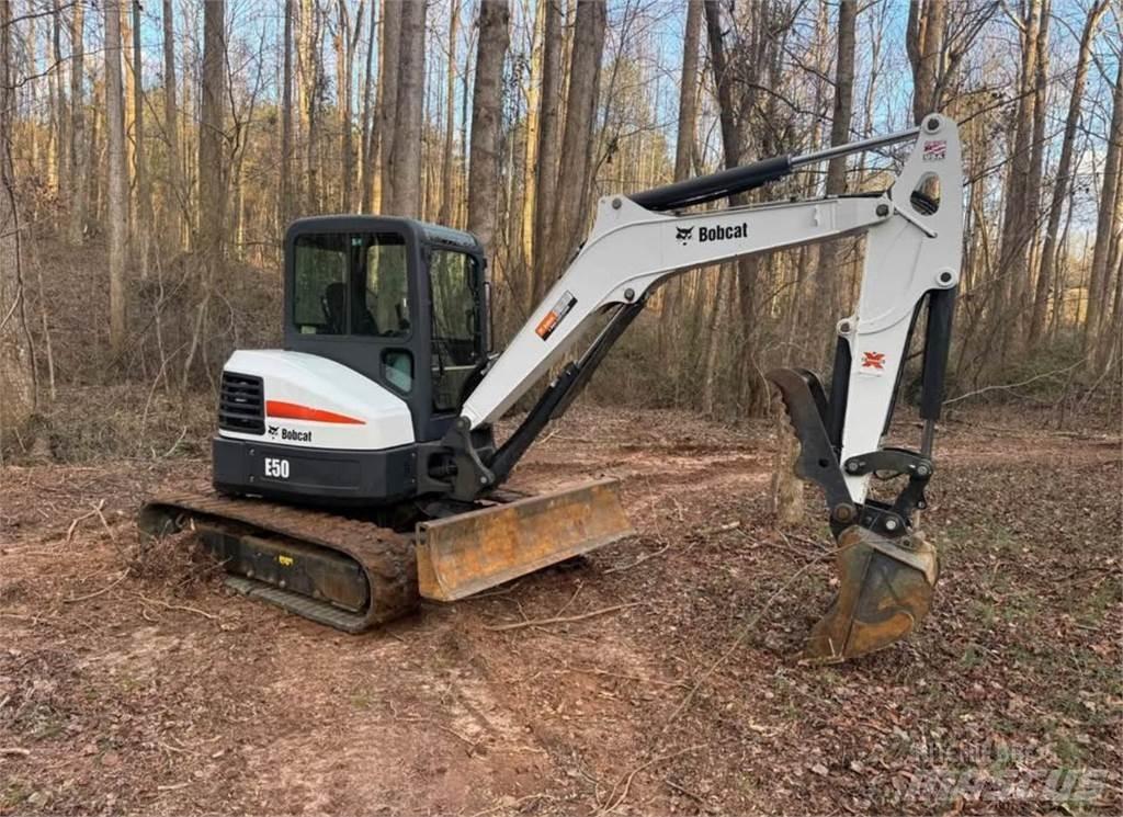 Bobcat E50 Мини екскаватори < 7 т