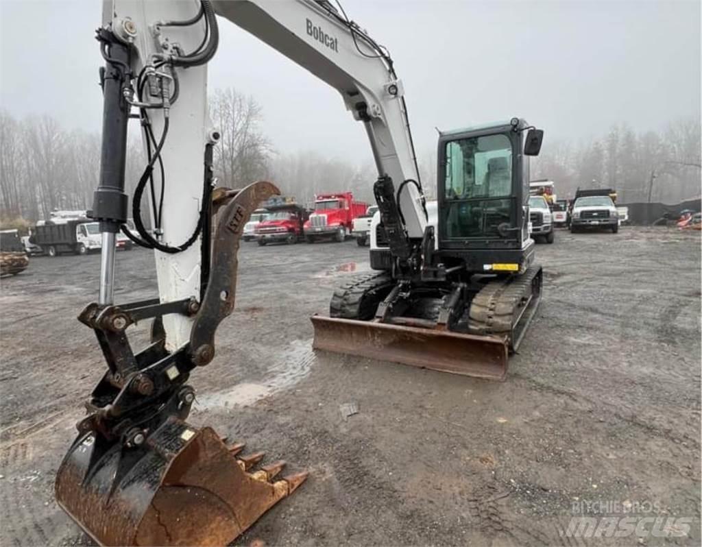 Bobcat E85 Верижен екскаватор