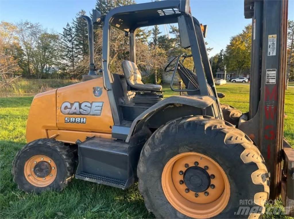 CASE 588H Вилични кари-повдигачи - други