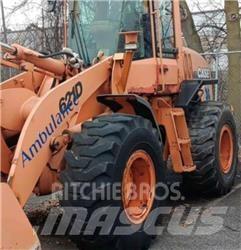 CASE 621D Колесни товарачи