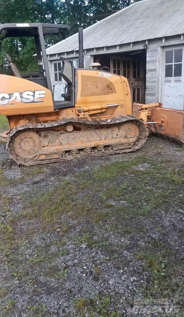 CASE 650L Верижни булдозери
