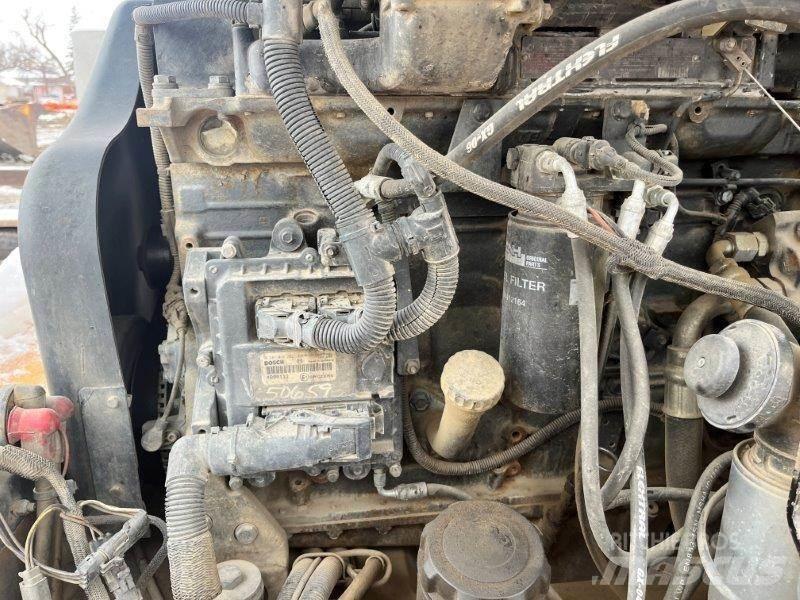 CASE 721D Колесни товарачи
