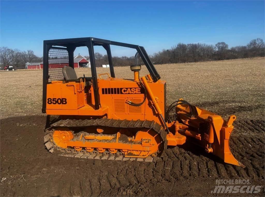 CASE 850B Верижни булдозери
