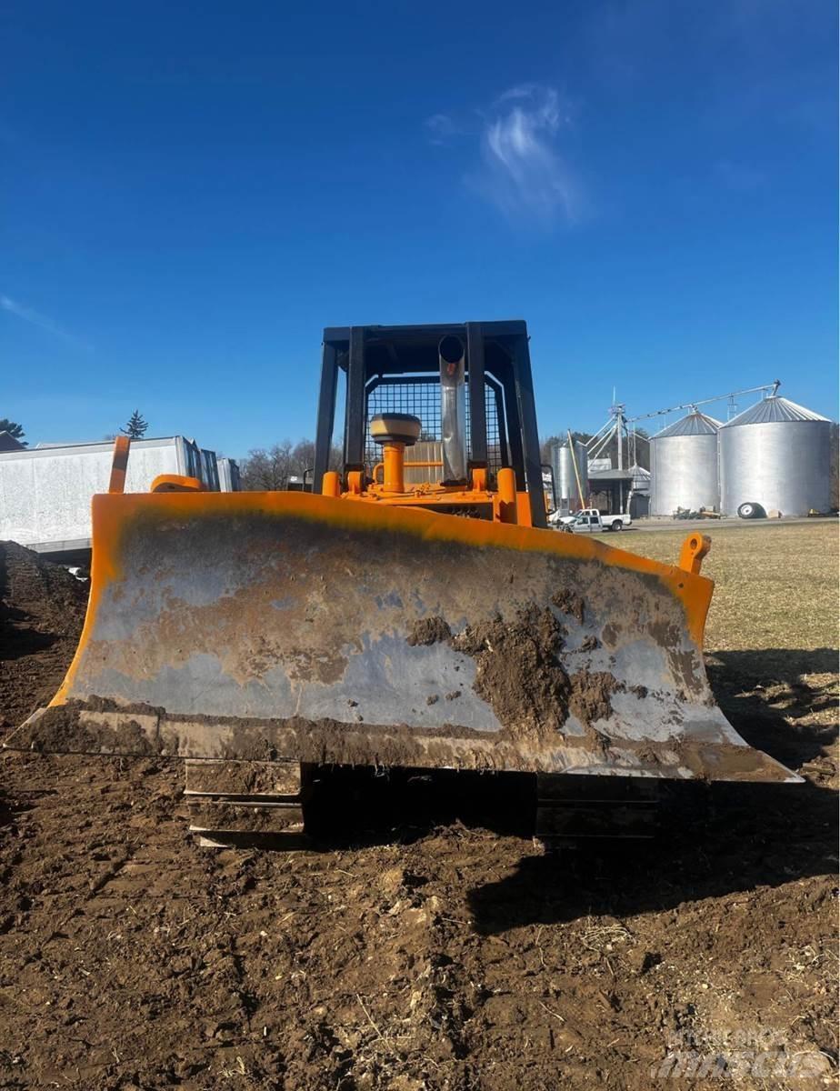 CASE 850B Верижни булдозери
