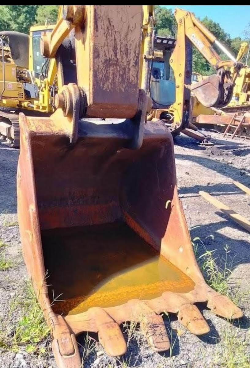 CASE 9050B Верижен екскаватор