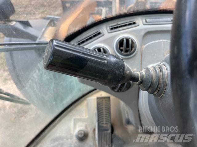 CASE 921G Колесни товарачи