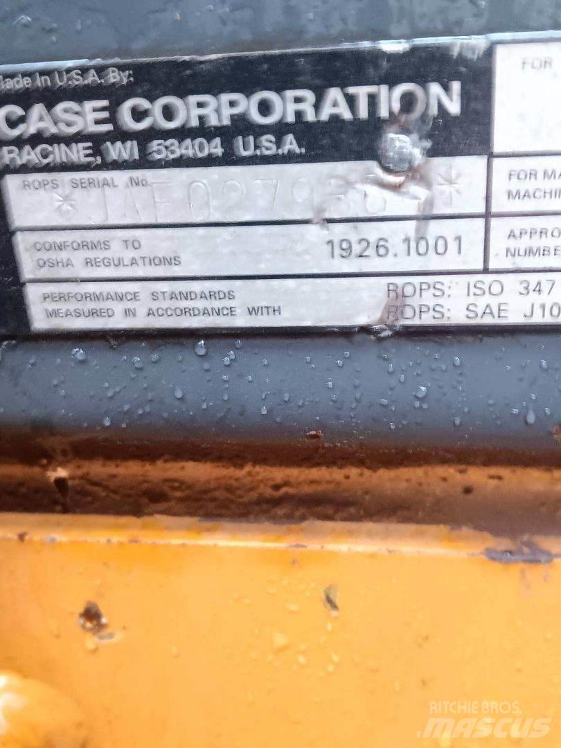CASE 95XT Мини товарачи
