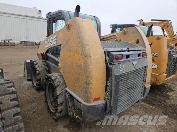 CASE SR240 Мини товарачи
