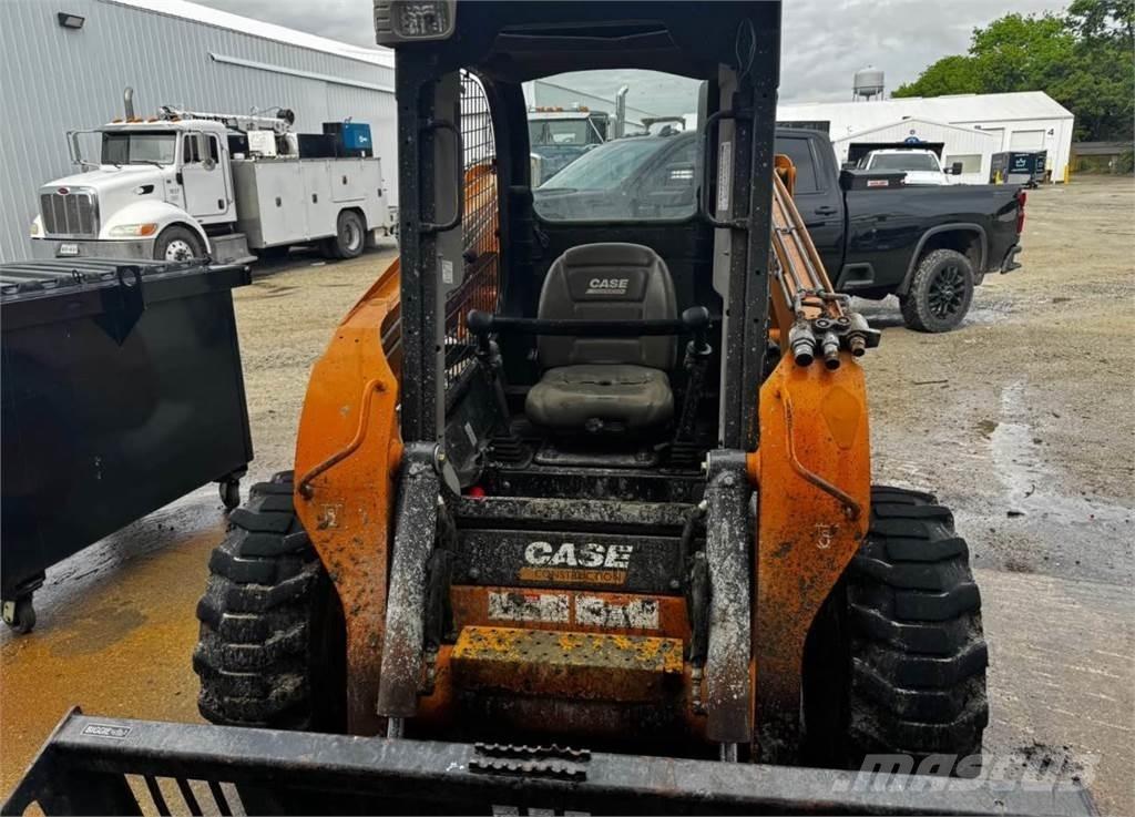 CASE SR270 Мини товарачи
