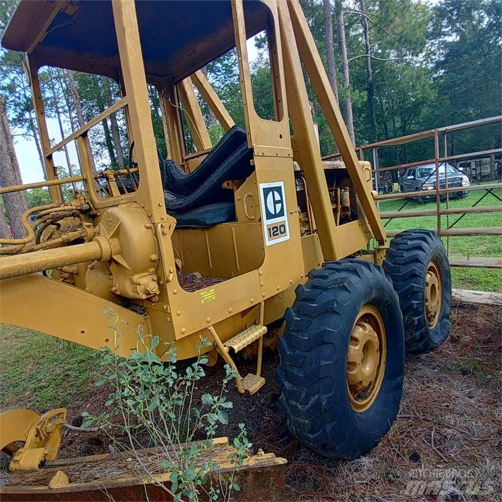 CAT 120 Грейдери