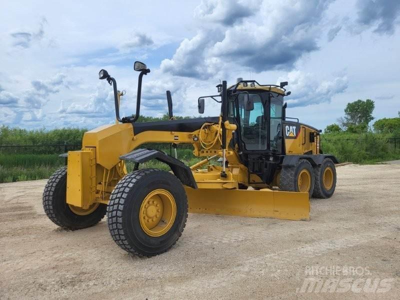CAT 140M Грейдери