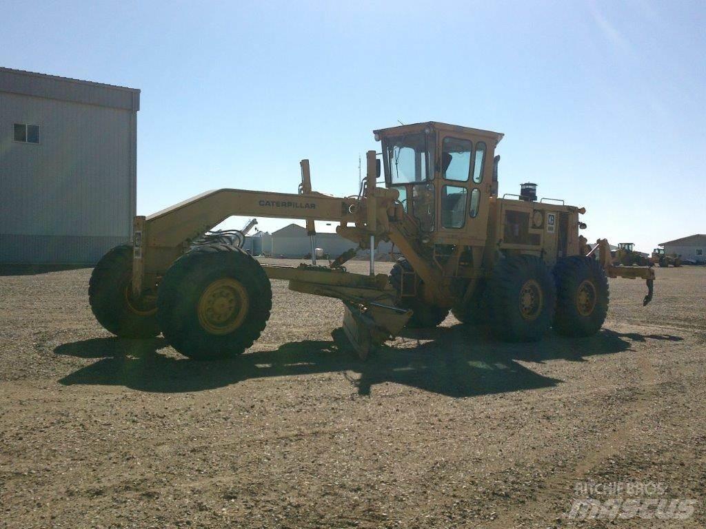 CAT 16G Грейдери