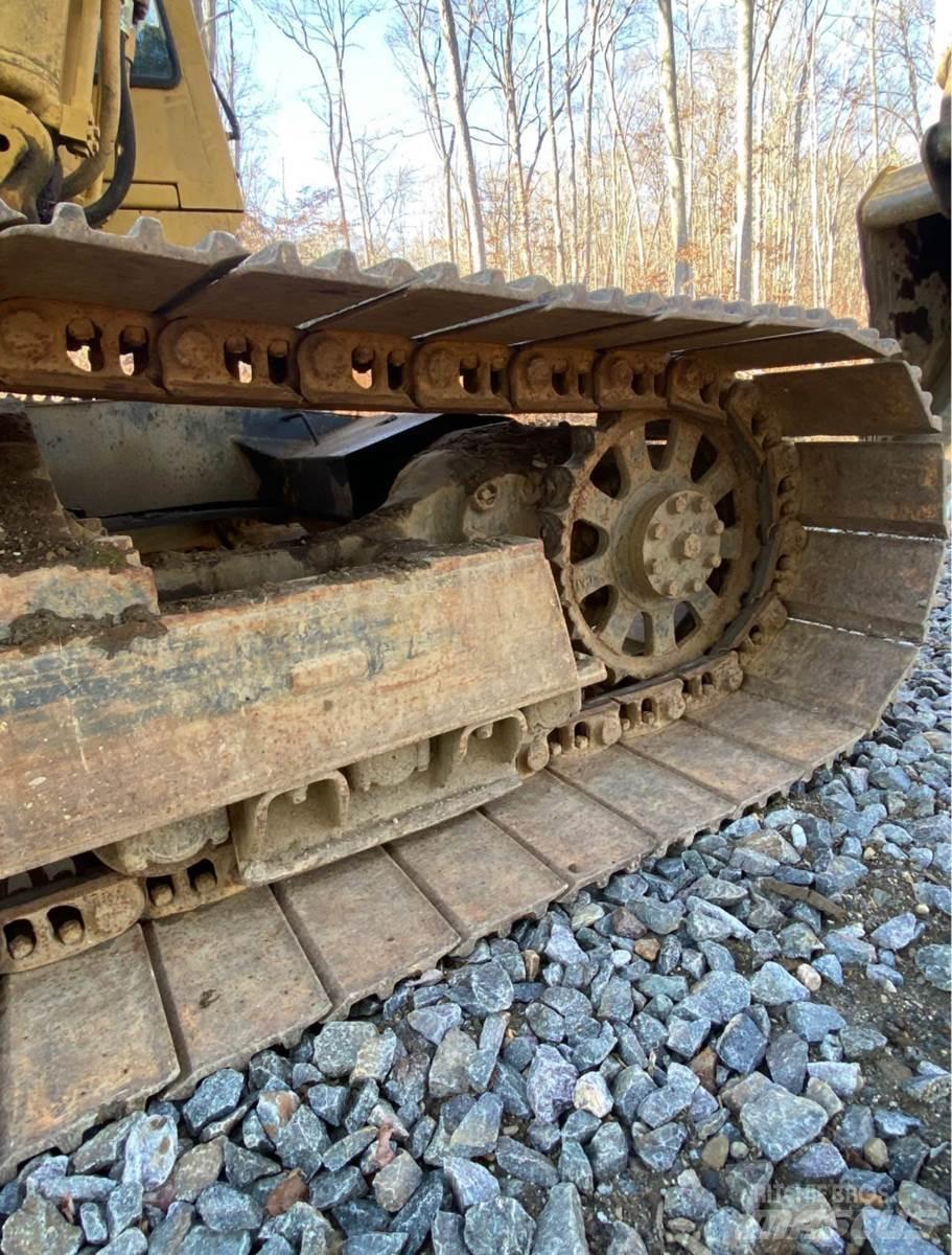 CAT 225 Верижен екскаватор