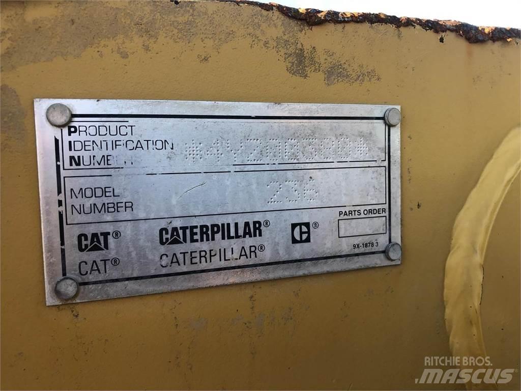 CAT 236 Мини товарачи
