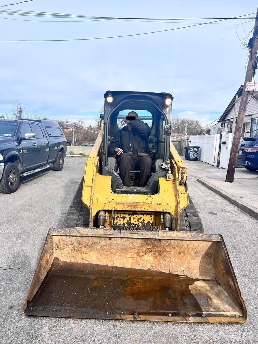 CAT 259D Мини товарачи
