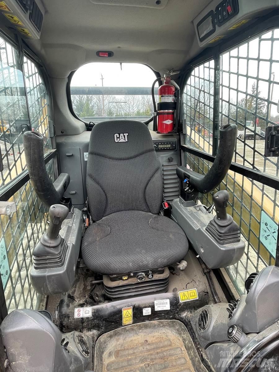 CAT 259D3 Мини товарачи
