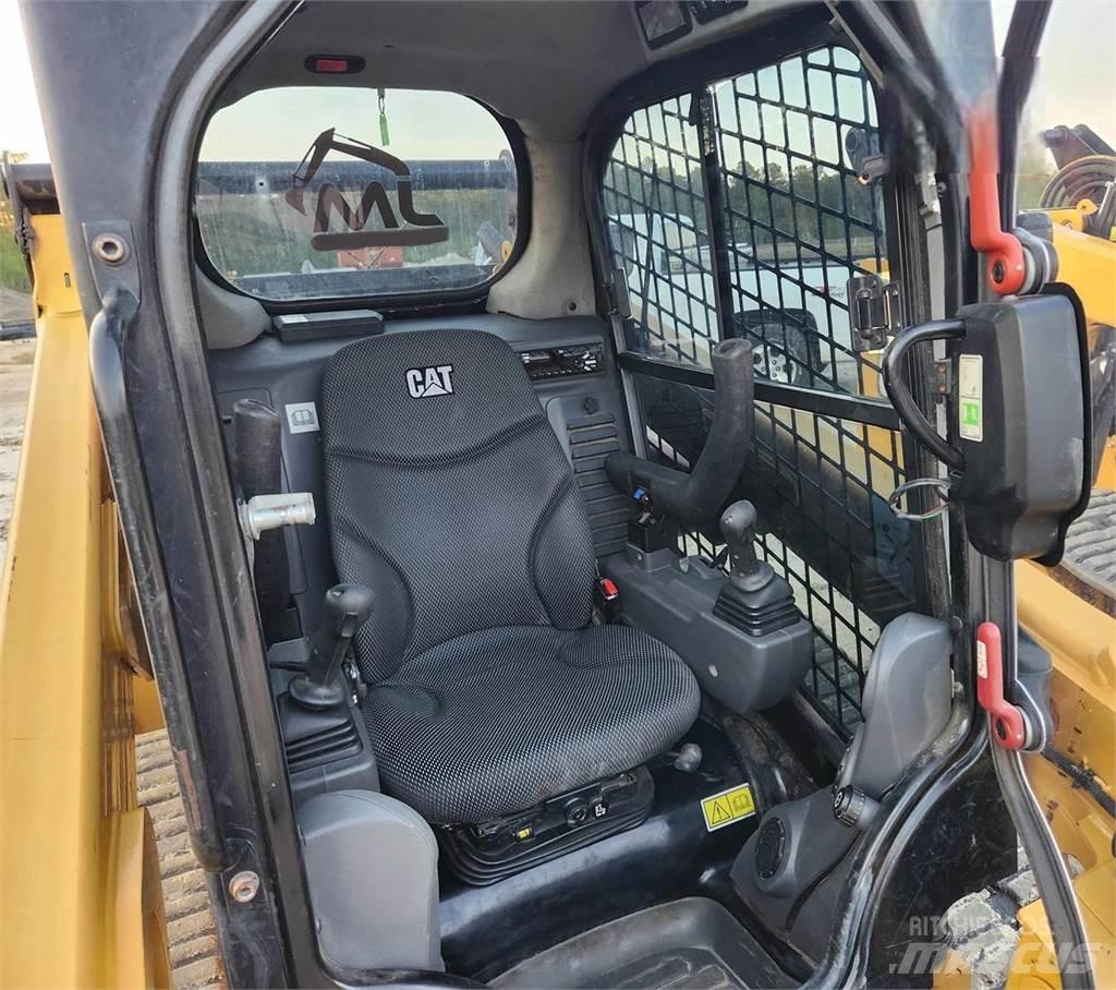 CAT 259D3 Верижен товарач
