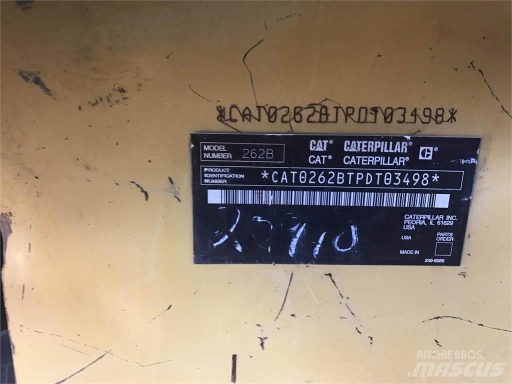 CAT 262B Мини товарачи

