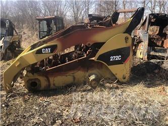 CAT 272C Мини товарачи
